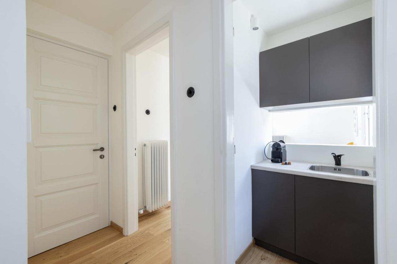 Meno Suite With Private Terrace - Jaccuzzi, Acropolis View Athen Eksteriør bilde